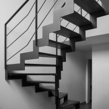 escalier-acier-helicoidal-design-aspect-industriel