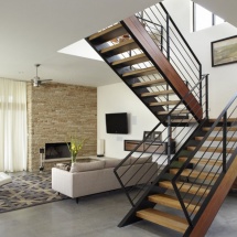 steel-staircase-design-with-wooden-975x700